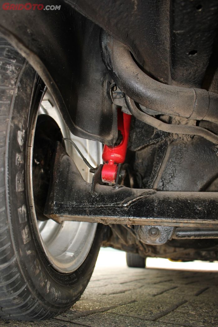 Kaki-kaki juga dimodifikasi