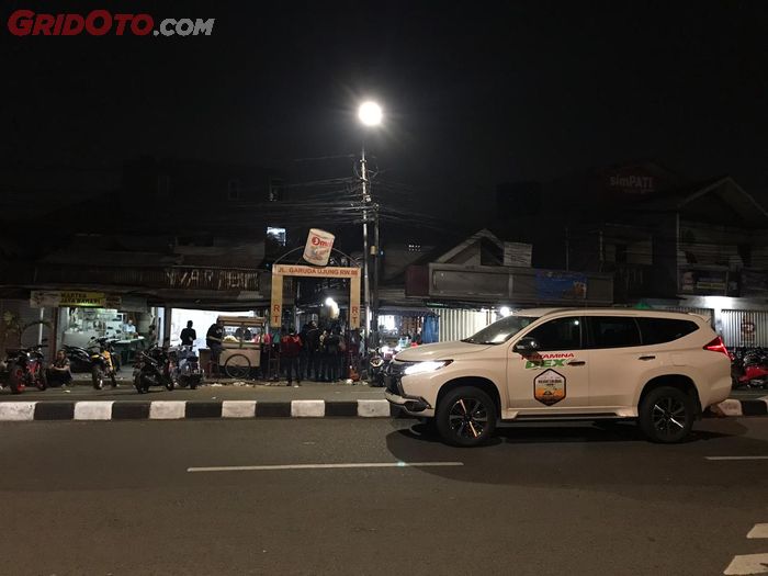 Mitsubishi Pajero Sport Dakar Ultimate &gt;&lt; Ketan Susu Kemayoran