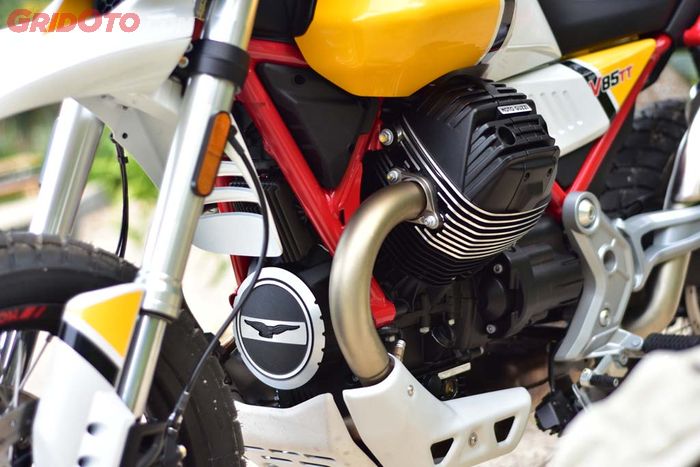 Mesin Moto Guzzi V85TT