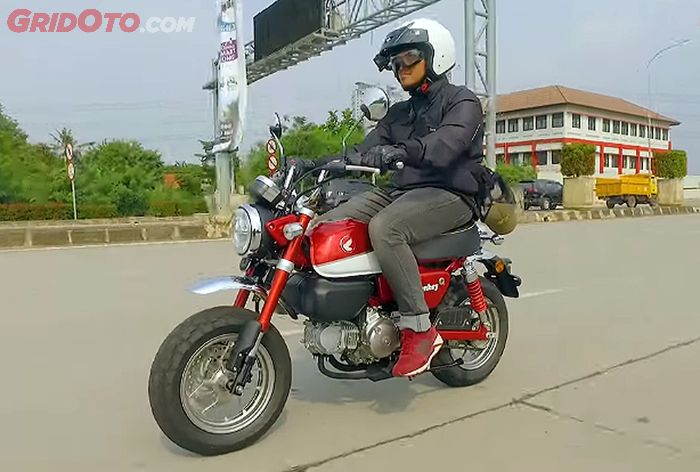 Test Ride Honda Monkey 125 2019