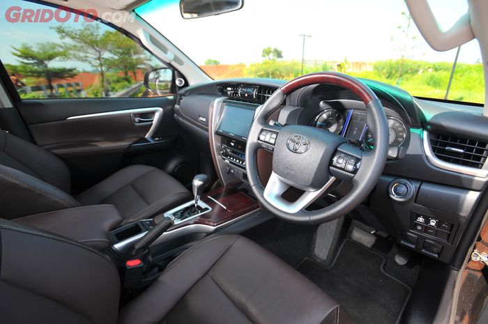 Toyota Fortuner Hidden Beach. Interior yang Nyaman