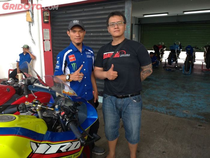 Raymond (Kanan), Ketua Chapter YROI Bandung, Yamaha Sunday Race 2019 (23/6)