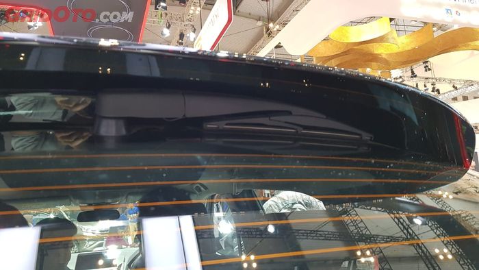 Wiper Belakang Mitsubishi Eclipse Cross yang Ngumpet Dibalik Spoiler