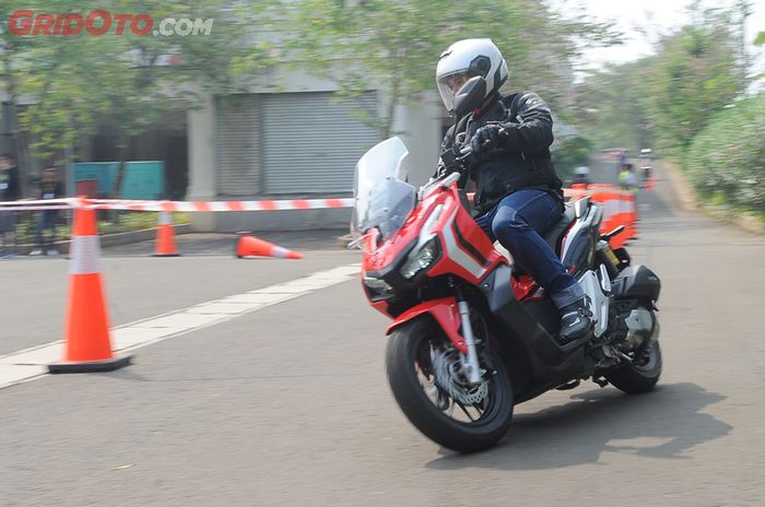 Test Ride Honda ADV 150