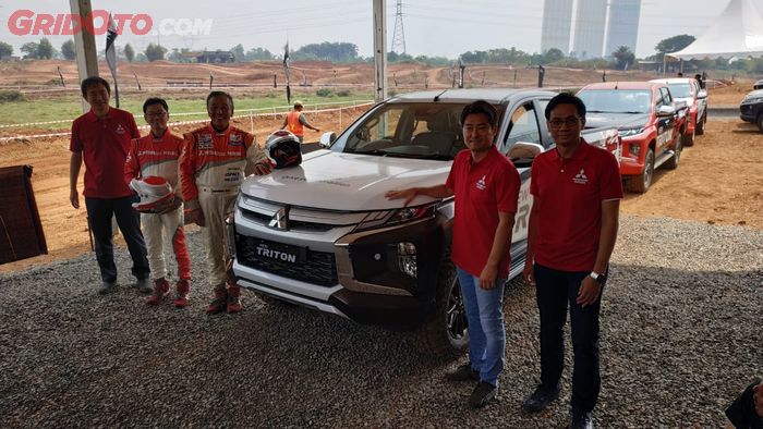 Mitsubishi adakan kegiatan bertajuk 'Engineered Tough Experience' di sirkuit off-road Pagedangan BSD, Tangerang untuk mempromosikan New Triton.