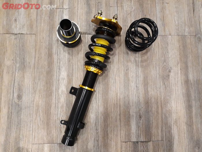 Contoh coilover lansiran Yellow asal Taiwan untuk All New Brio