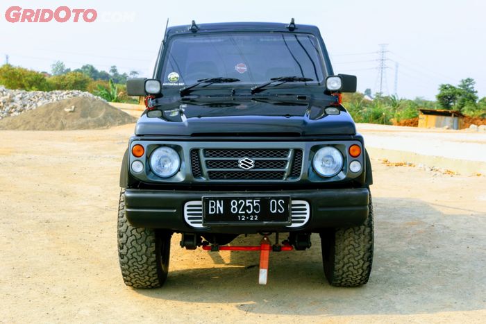 Mobil touring dipasangi foglamp