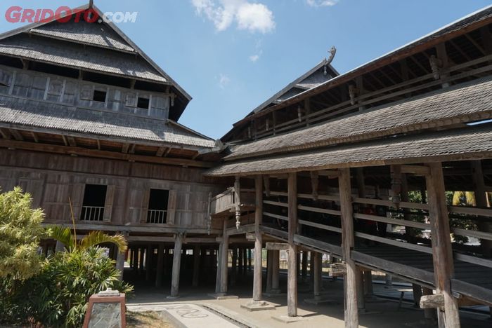 Istana Dalam Loka meski terbuat dari kayu tapi dirancang tahan gempa bumi