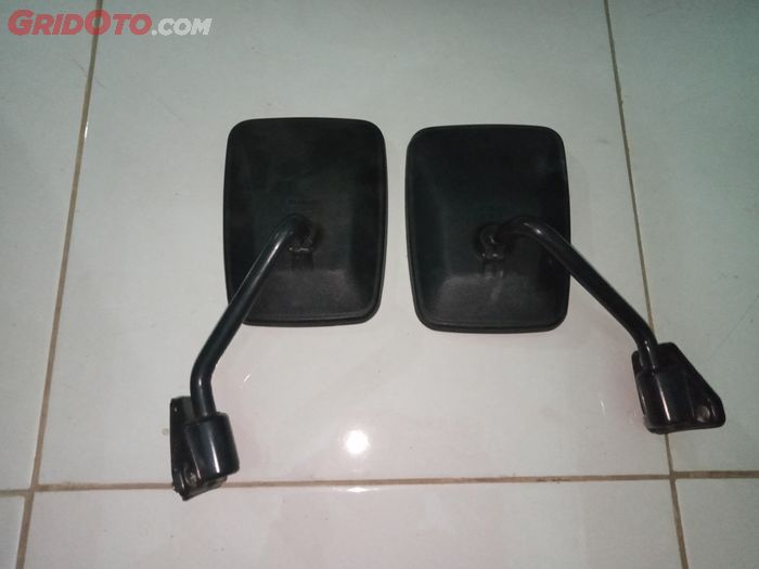 Spion langka Suzuki Jimny lawas