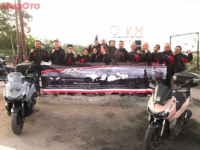 Peserta touring ADV Satu Hati Jelajah Nusantara sukses capai Titik Nol KM Sape
