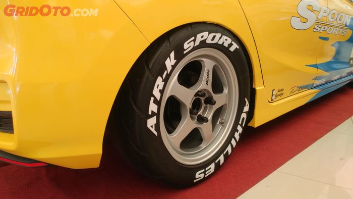 Ban racing Acilles ATR-K Sport