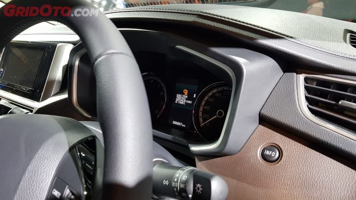 Informasi Layar MID Mitsubishi Xpander Cross Saat Remote Keyless Tidak Terdeteksi