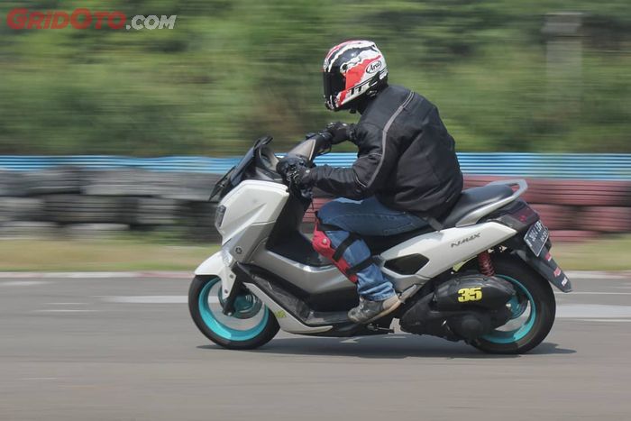 ilustrasi Yamaha NMAX