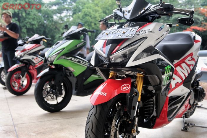 Road to Customaxi Yamaha 2020 di IIMS Motobike