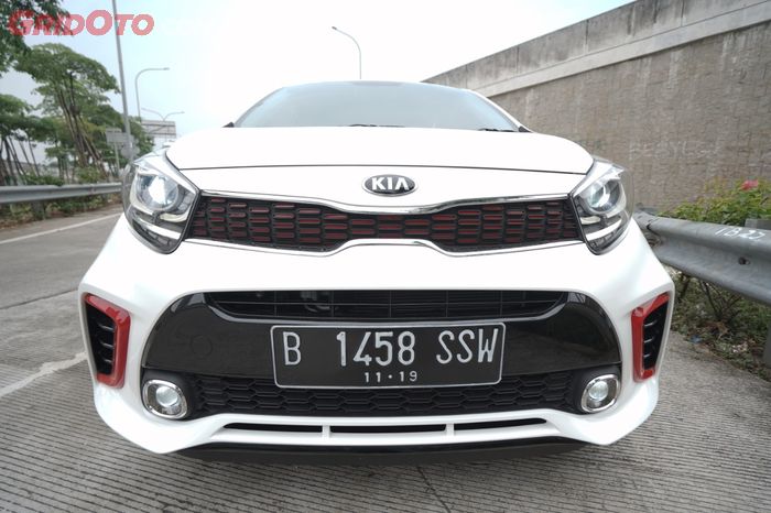 Tampang Kia Picanto GT Line terliaht sangar