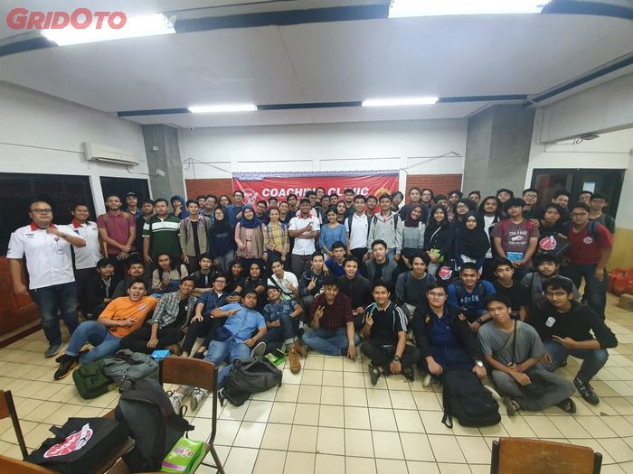 Antusias peserta coaching clinic Teknik Mesin Universitas Indonesia sangat besar