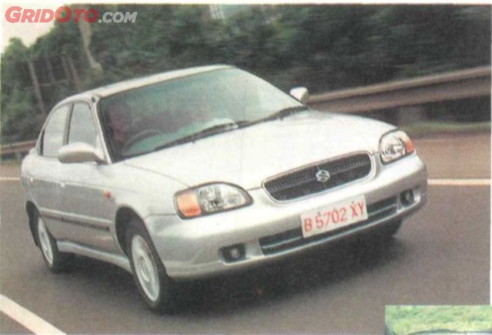 Suzuki Baleno Facelift tahun 2000