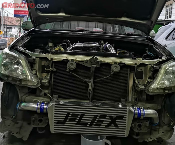 Intercooler Flex terpasang di Kijang Innova diesel