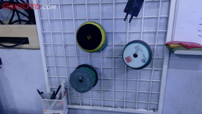 Aneka pad untuk compounding dan polishing