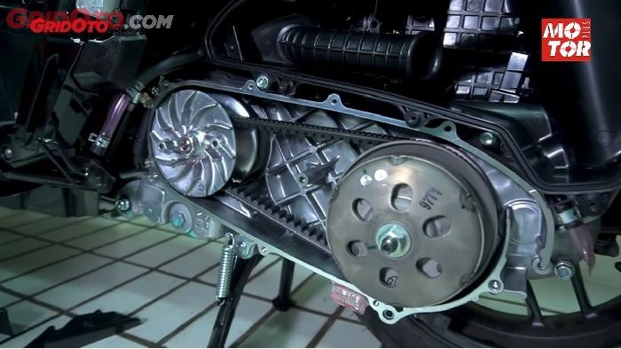 Upgrade CVT Honda ADV150 dengan memperenteng roller