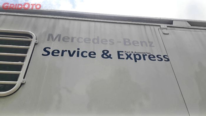 Mercy Bagong yang satu ini digunakan sebagai layanan Mercedes-Benz Service Part &amp; Accessories Express
