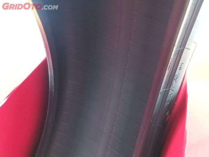 lapisan dalam ban bisa rusak karena paku