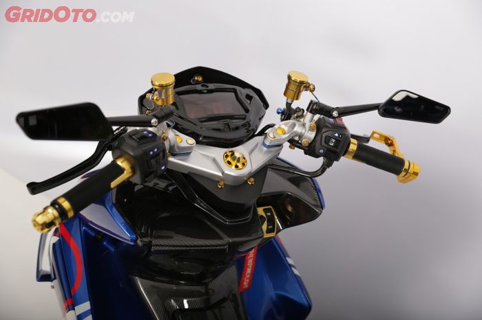 Yamaha Aerox 155 pemenang kelas best racing look Customaxi Pontianak