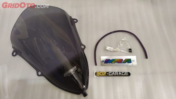 Paket windshield MRA untuk CBR 250 RR.