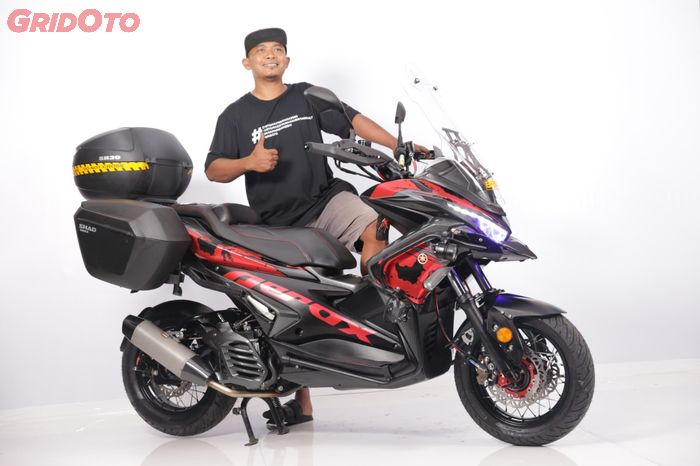 Eko Jumiyanto dengan Yamaha Aerox miliknya
