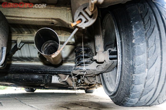 Main coilover custom biar bisa adjust sesuai kebutuhan