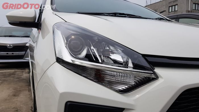 Lampu Utama Toyota New Agya