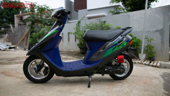 Restorasi Honda Dio AF28  milik Rio Bronx Kustompaint yang digarap oleh Tole Motorworks