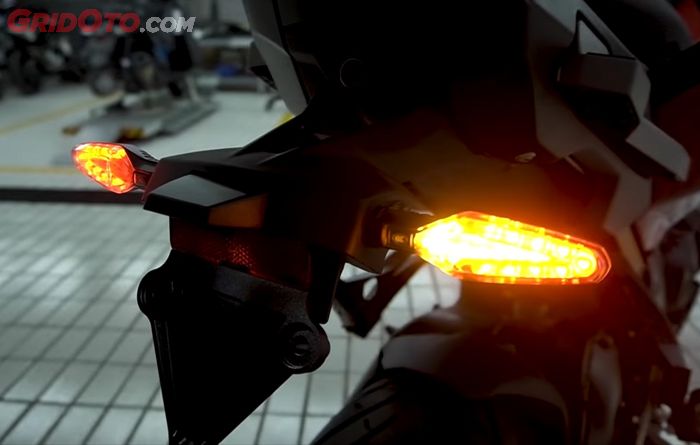 Lampu belakang BMW S 1000 XR