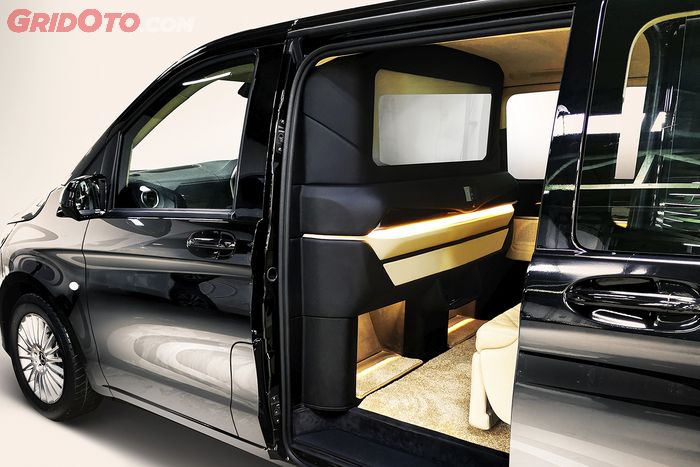 Lombardi Vito RSE dengan VIP wall dan modifikasi kabin dijual Rp 1,73 miliar 