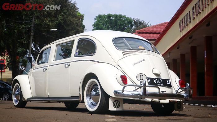 Modifikasi VW Beetle 1967 jadi limousine