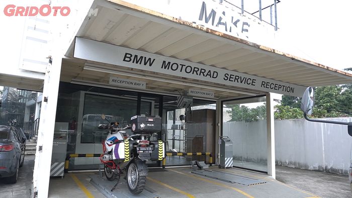 Bengkel resmi BMW Motorrad di Cilandak, Jakarta Selatan