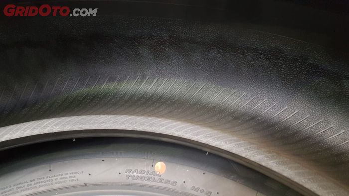 Jika Ban  Mobil  Bocor  Halus  Sebaiknya Didiamkan atau 