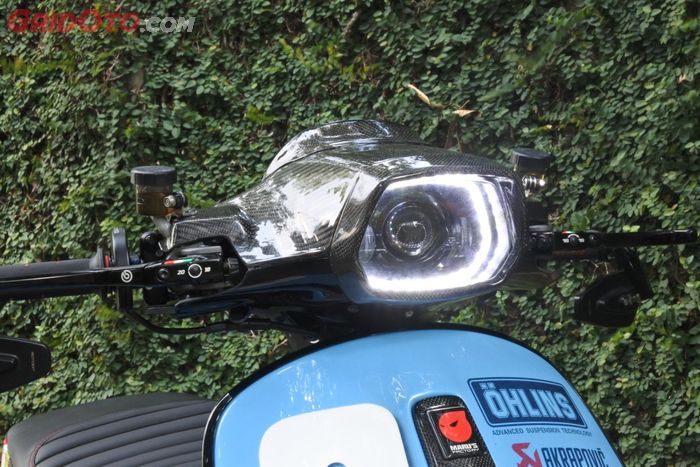 Batok headlamp full carbon kevlar, headlamp daymaker, dan master rem Brembo.