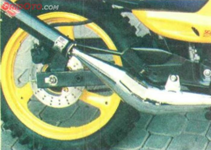 Swingarm Honda Tiger 2000 dan pelek Yamaha TZR150