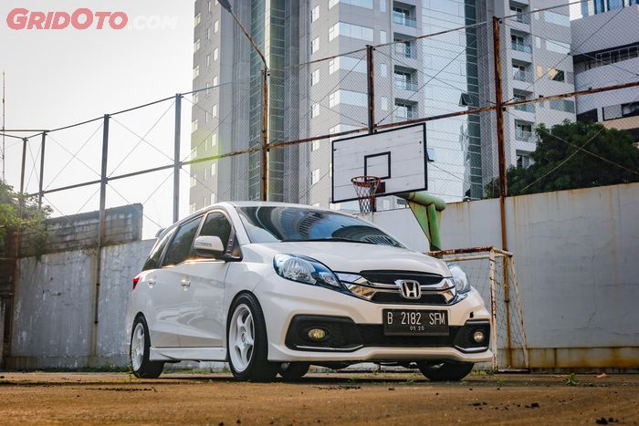 Modifikasi Honda Mobilio milik Iko saat facelit jadi tipe RS tahun 2015