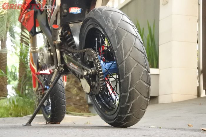 Pilihan dan Harga Ban  Dual Purpose Untuk Modifikasi 