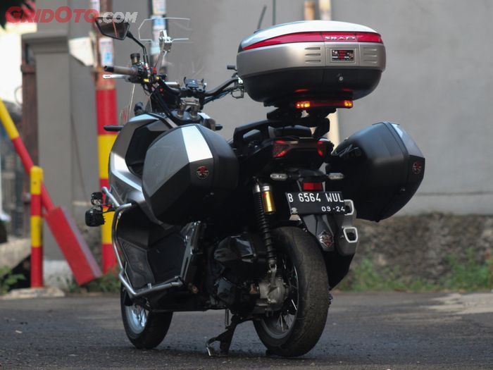 Honda ADV 150 dipasang full box, makin siap diajak touring jarak jauh!