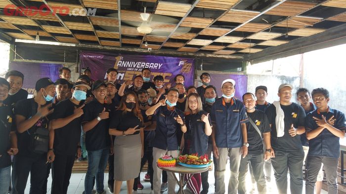 Acara potong tumpeng anniversary pertama Funstatic