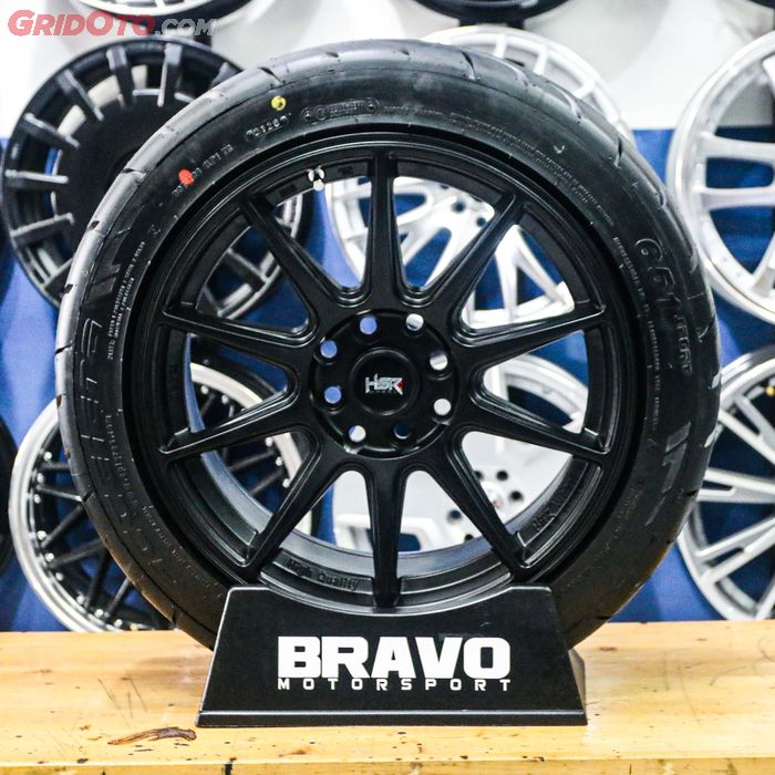 HRS Wheel Arrow untuk modifikasi Toyota Avanza