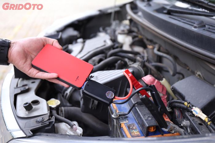 Jumper Aki Mobil Pakai Wealthy Jump Start Powerbank