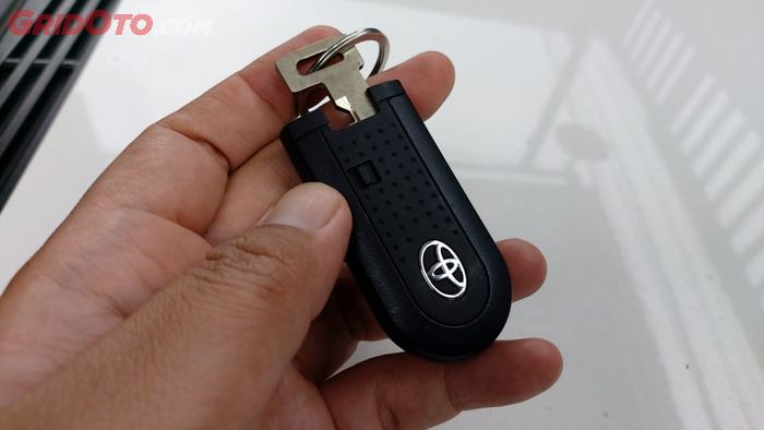 Kunci mekanikal Toyota Rush terbaru