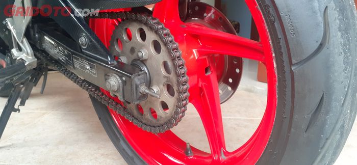 Bingung habis ganti gir motor malah loyo? Segini batas aman ukurannya untuk pakai harian.