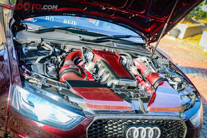 Modifikasi Audi A4 engine swap V8 RS5