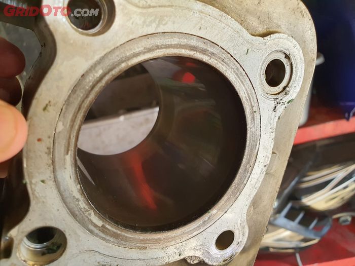 Kondisi blok silinder dan ring yang membuat oli mesin cepat habis