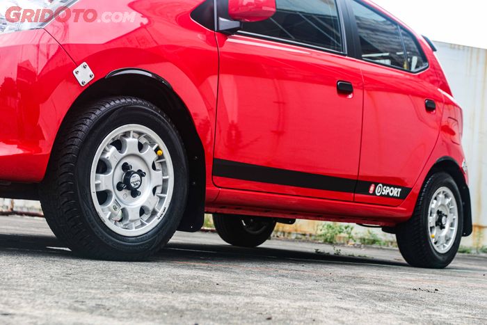 Pelek Compe Rally dibalut ban BTX Pro GT Radial